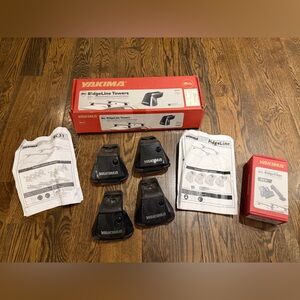 Yakima RidgeLine Towers 8000145 Set Of 4 + Ridge Clips RC31 Set Of 4